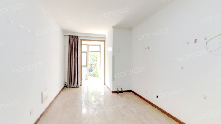 夏季星空二手房实景图