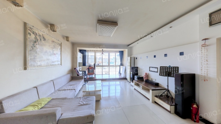 翡翠林居二手房实景图