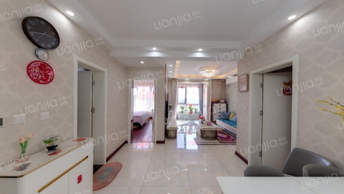 新梅江锦秀里二手房实景图