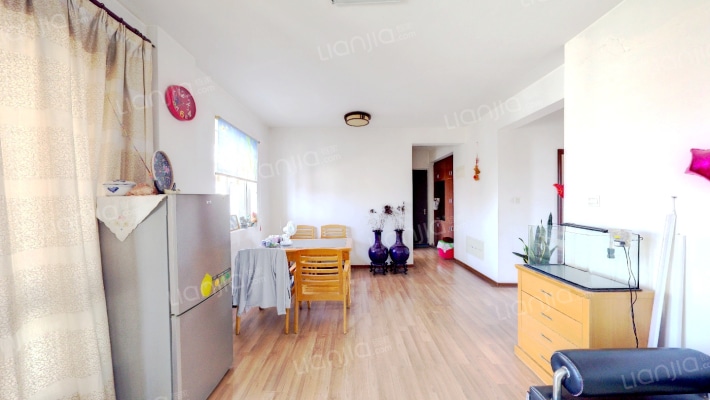 万科城邻水苑二手房实景图