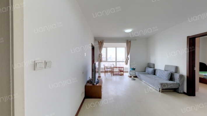 泊岸华庭二手房实景图