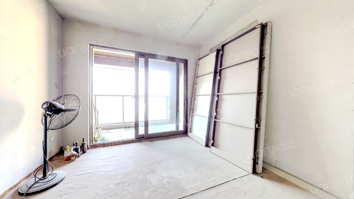 信达泰禾金尊府二手房实景图