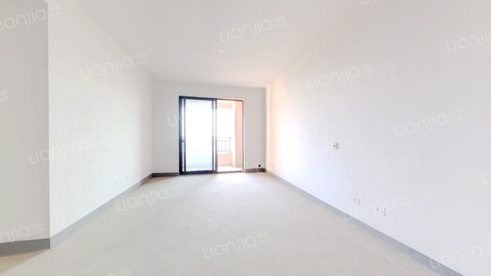 绿地国际博览城二期博隆二手房实景图