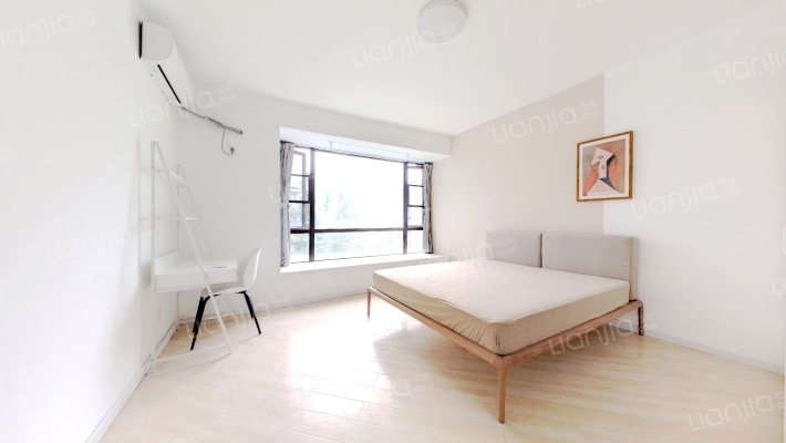 光谷中心花园二手房实景图