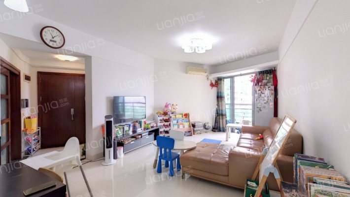 理想蓝堡国际花园二手房实景图