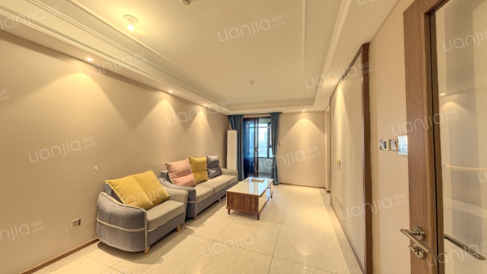 亚新美好城邦二手房实景图