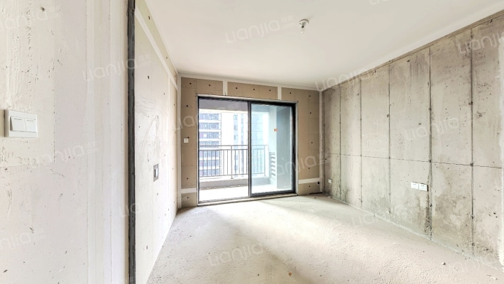 旭辉雨金广场二手房实景图