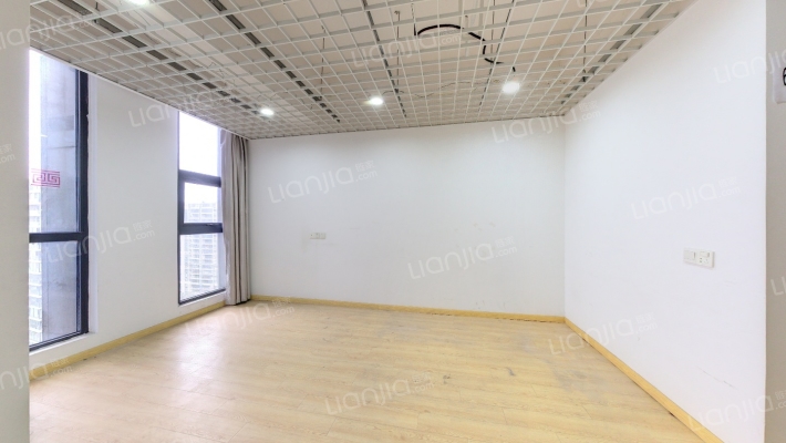 星富国际二手房实景图