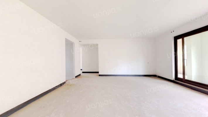 龙湖椿山2期1组团二手房实景图