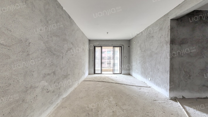 奥园金坭湾二手房实景图