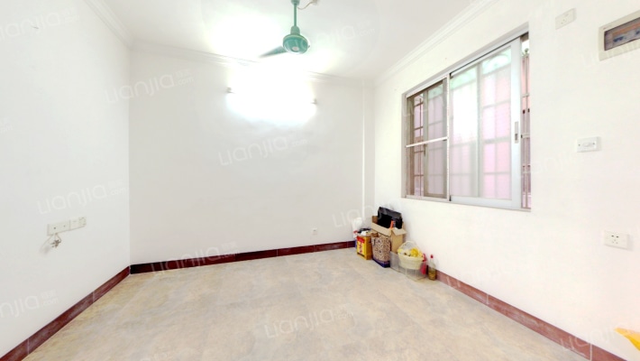 流花路二手房实景图