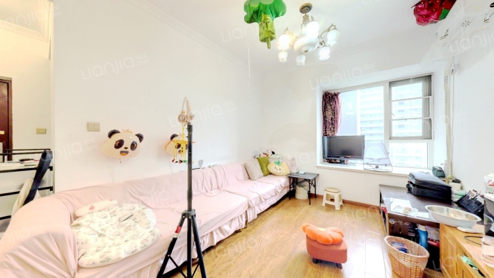 新怡花园A区二手房实景图