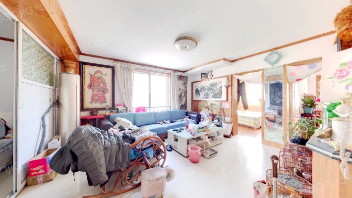 威海路步行街三期二手房实景图