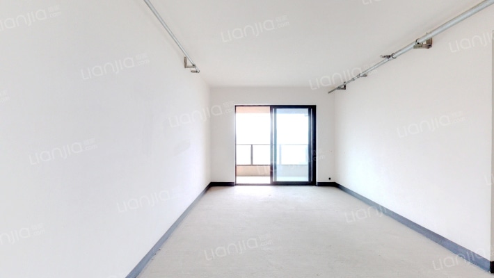 龙湖春森彼岸五期二手房实景图