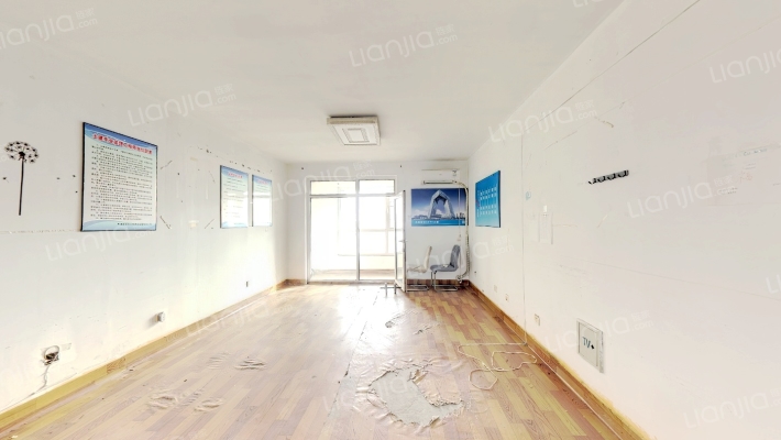 格调艺术领地二手房实景图