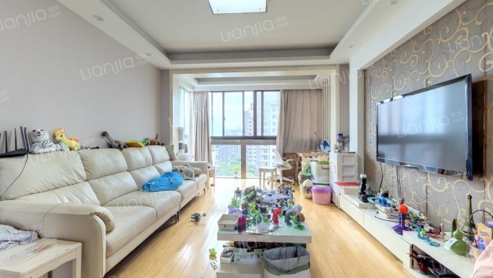 铂金华府二手房实景图