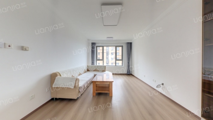 银盛泰德郡二手房实景图