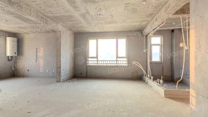 山语丽舍二手房实景图