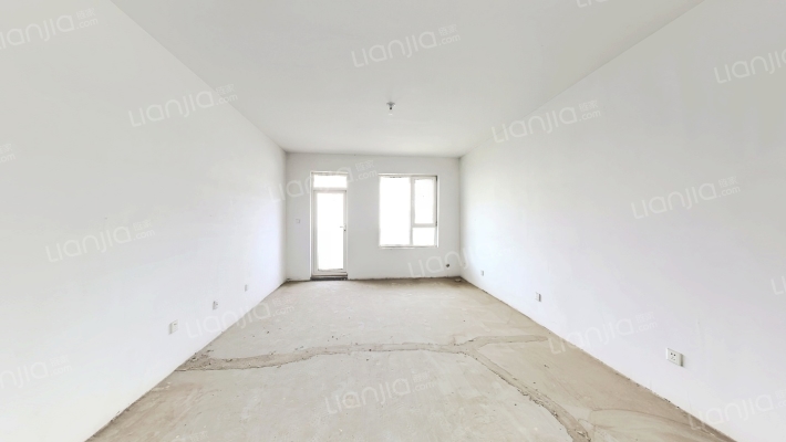 天泰圣罗尼克二手房实景图