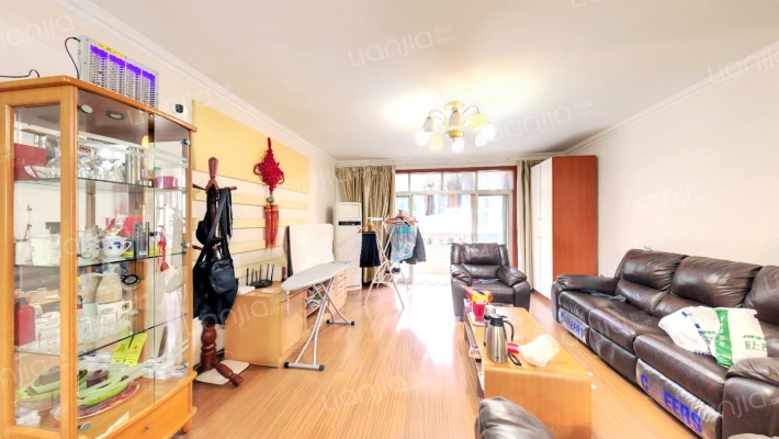 梅花山庄园中苑二手房实景图