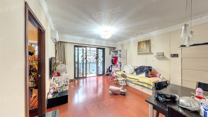 万科金色里程(公寓)二手房实景图