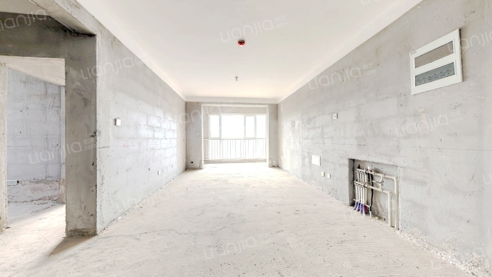 兴宇凤栖台二手房实景图