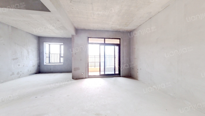 当代阳逻满庭春MOMΛ二手房实景图