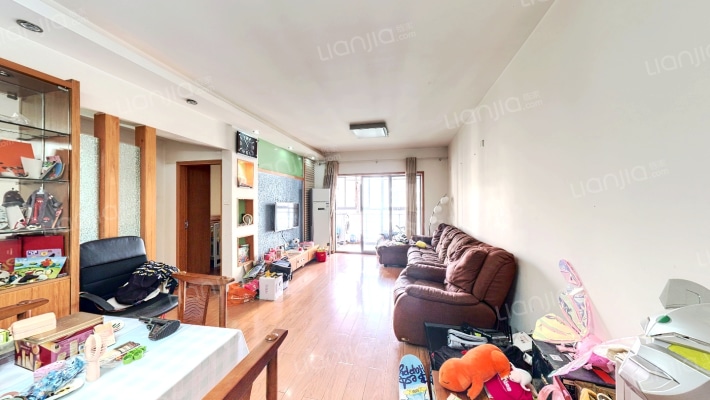 银港水晶城二手房实景图