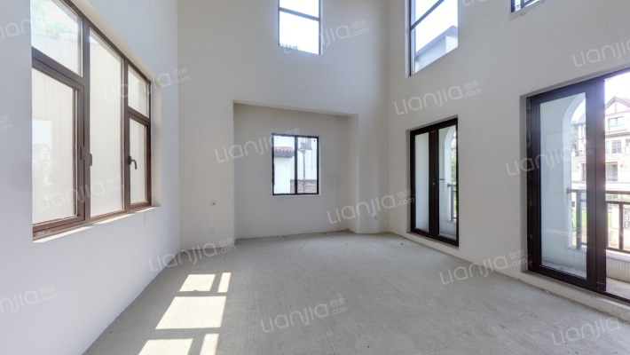 瓦伦西岛二手房实景图