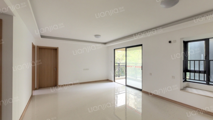 万科珠江东岸四期二手房实景图