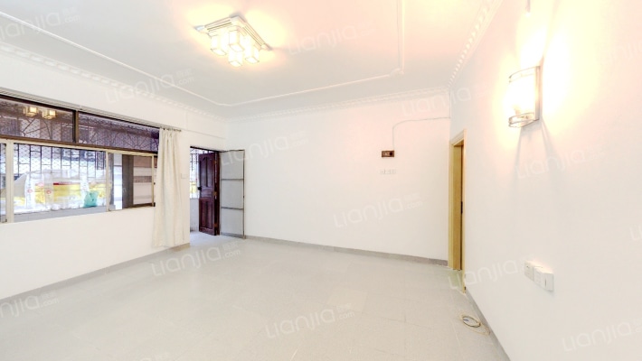 食出小区二手房实景图