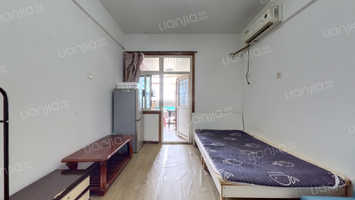 竹山路248号二手房实景图