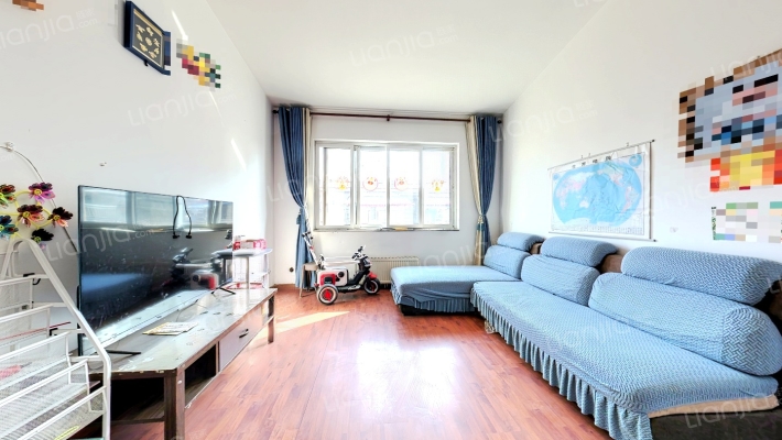 怡园洋房二手房实景图