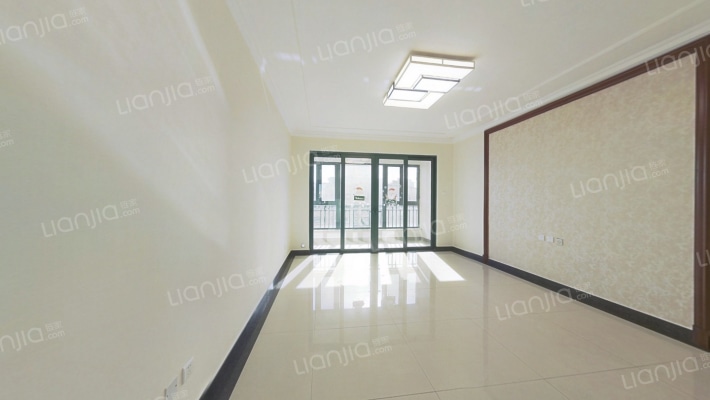 恒大翡翠华庭二手房实景图