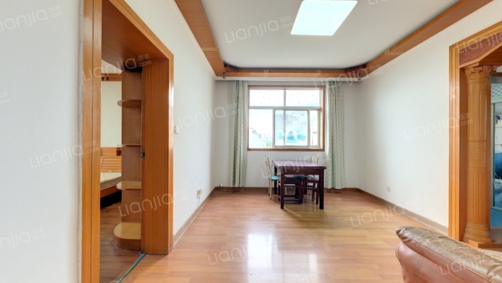 竹山路360号二手房实景图