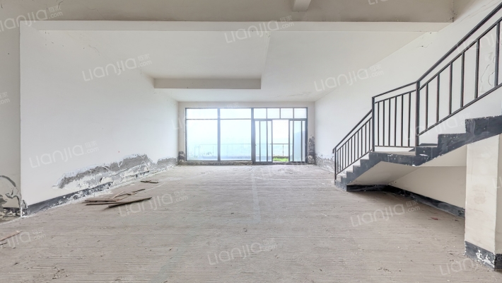 协信阿卡迪亚江域27峰二手房实景图