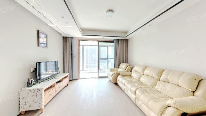 珑润华府二手房实景图