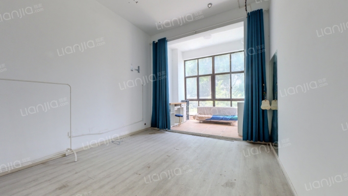 雅居乐滨江国际二期二手房实景图