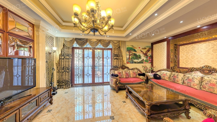 维多利亚D区二手房实景图