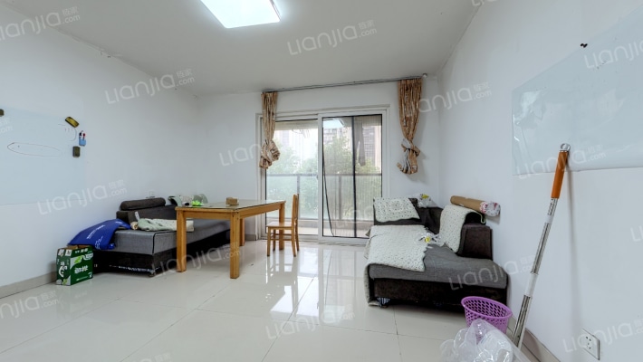 名仕雅苑二手房实景图