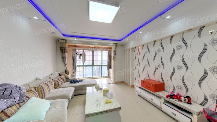 镇江新区四海家园二手房实景图