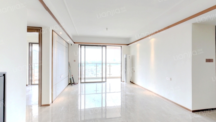 珠江铂世湾二手房实景图