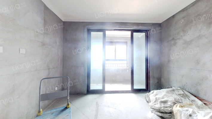 滨江名苑二手房实景图