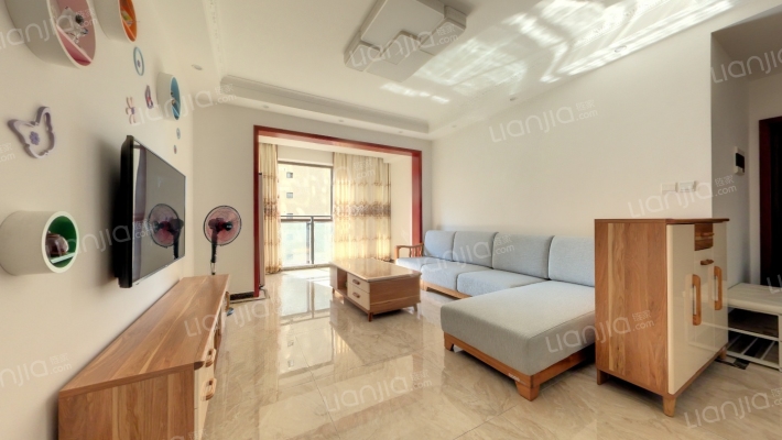 新神风八座二手房实景图