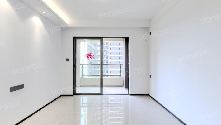 越秀建发玺樾二手房实景图