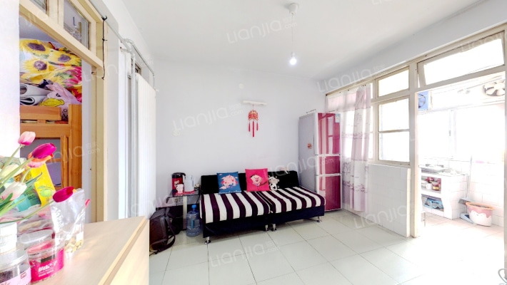 郑勘机家属院二手房实景图