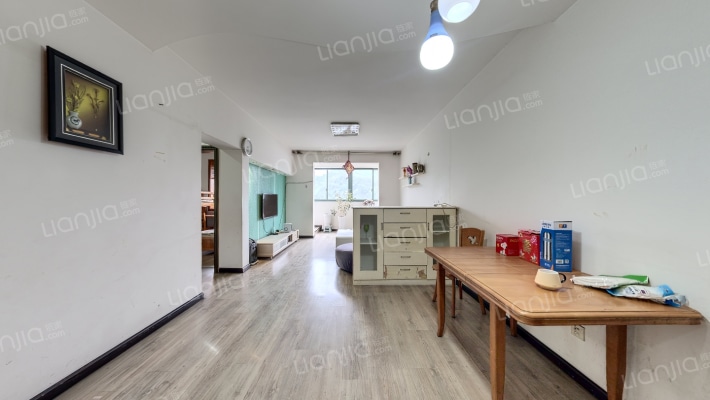 铁建大厦二手房实景图