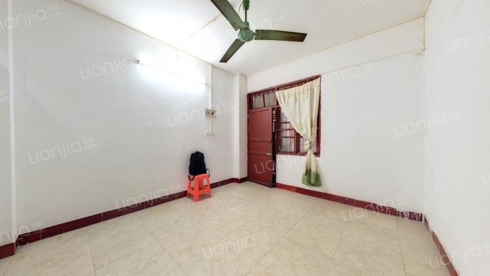 荣芳楼二手房实景图