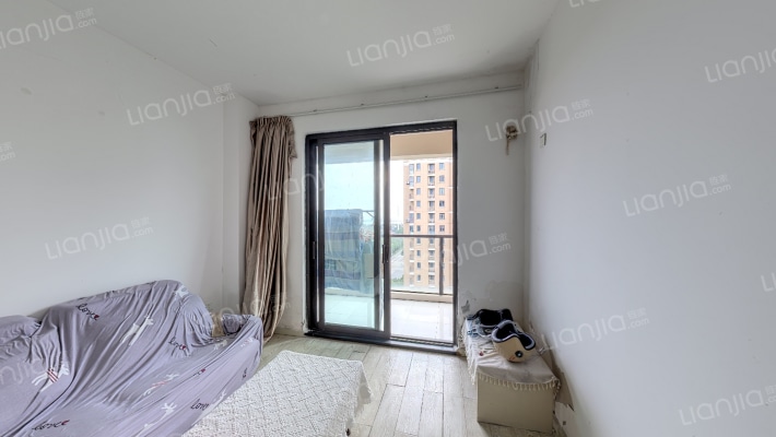 世茂海滨花园A2地块二手房实景图