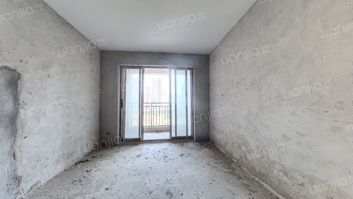 御湖豪庭二手房实景图